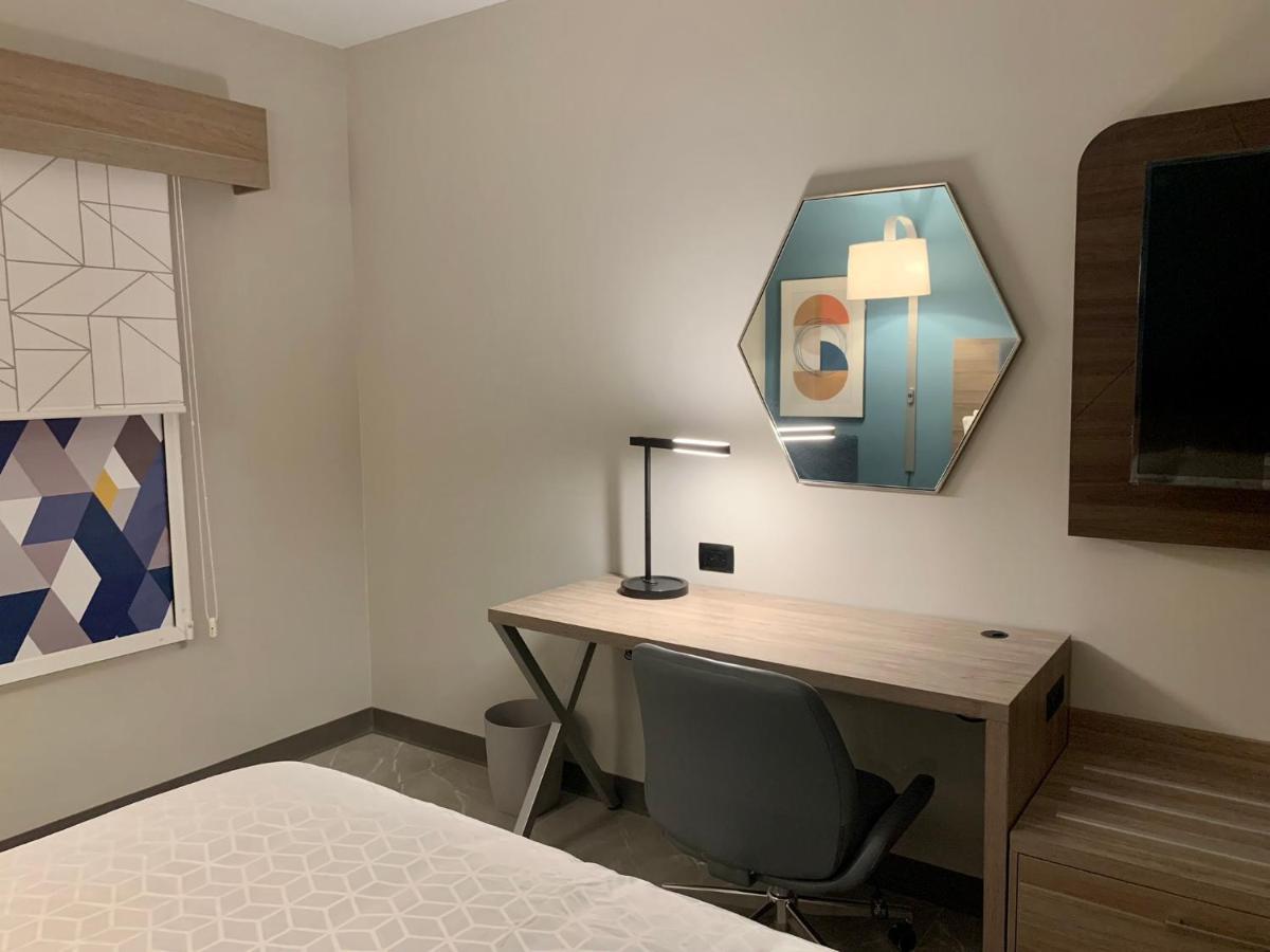Holiday Inn Express - Guadalajara Vallarta Poniente By Ihg Zapopan Εξωτερικό φωτογραφία