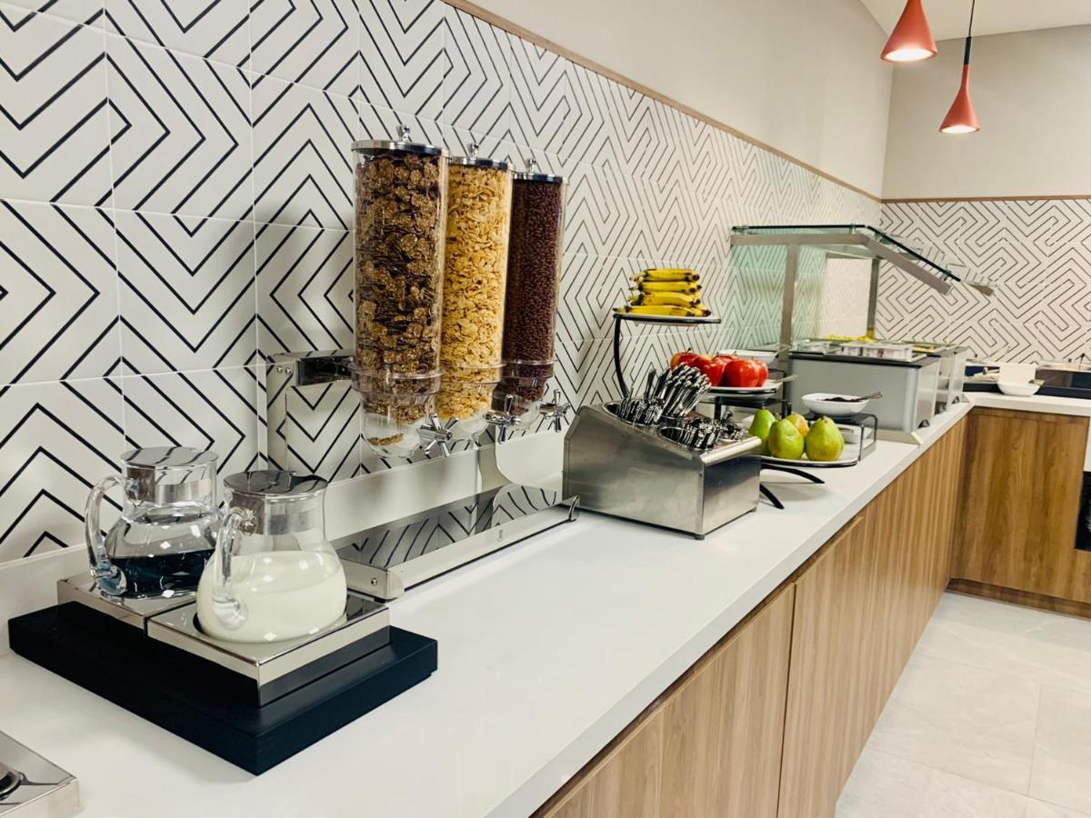 Holiday Inn Express - Guadalajara Vallarta Poniente By Ihg Zapopan Εξωτερικό φωτογραφία