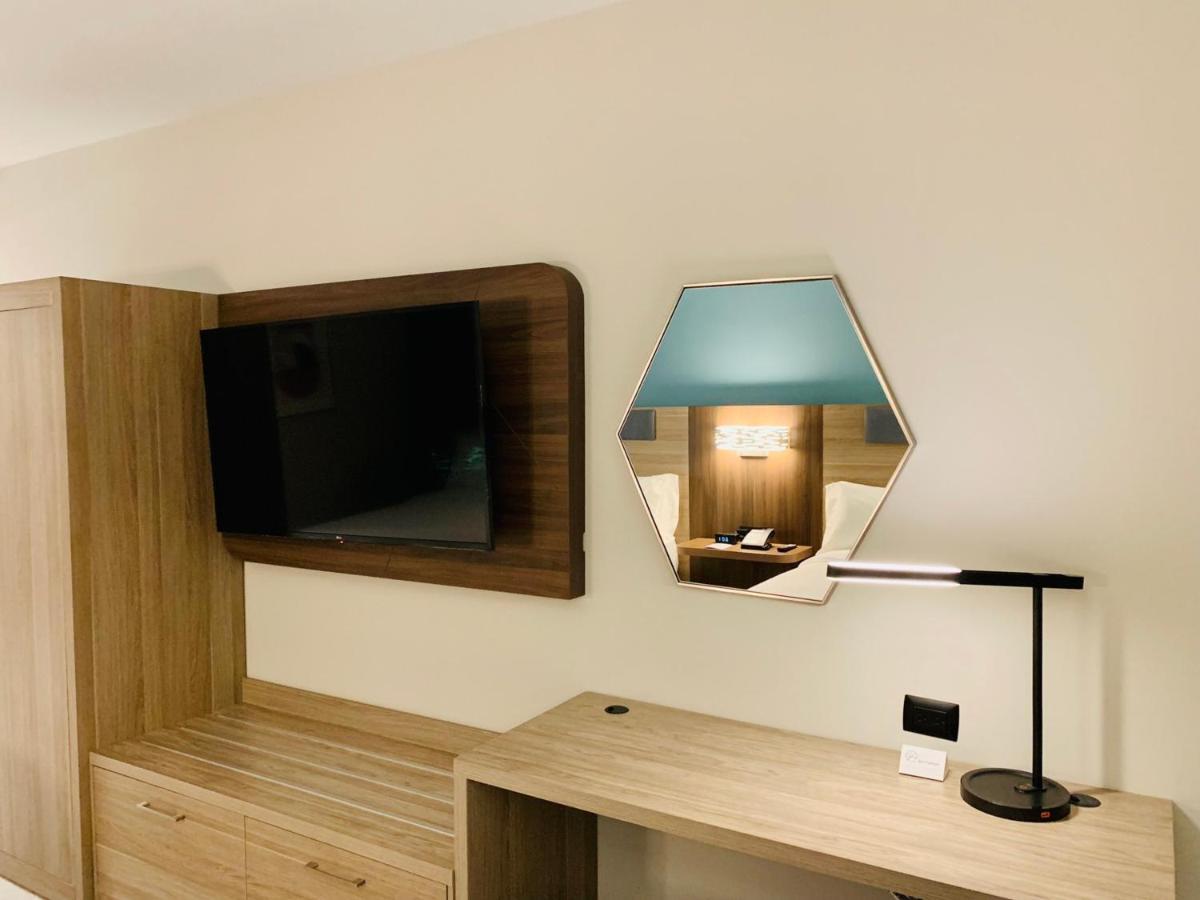 Holiday Inn Express - Guadalajara Vallarta Poniente By Ihg Zapopan Εξωτερικό φωτογραφία